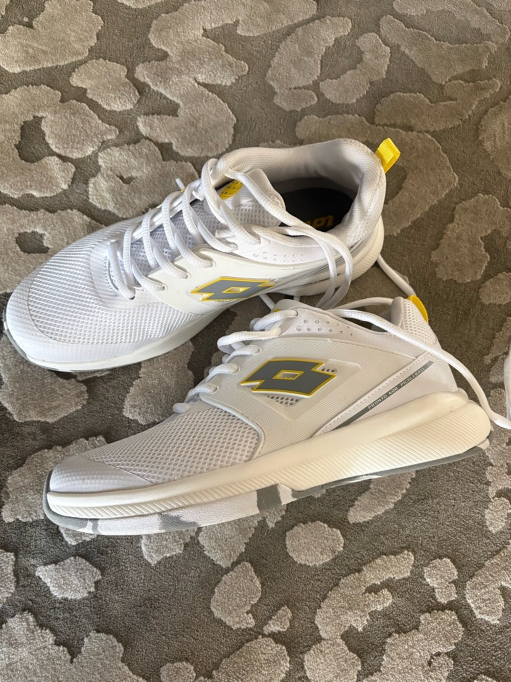 LOTTO pickelball sneakers
